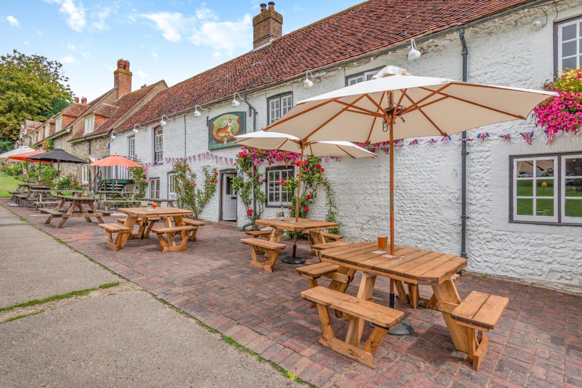 Tiger Inn - Grace Eastdean 外观 照片